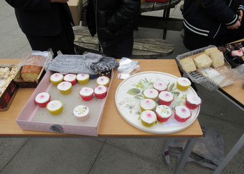 Student Kellsey organises cake sale raising £450 for injured police officer
